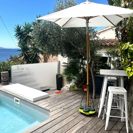 Petite Maison Indépendante, Vue Mer, Terrasse, Piscine Chauffée Le Lavandou